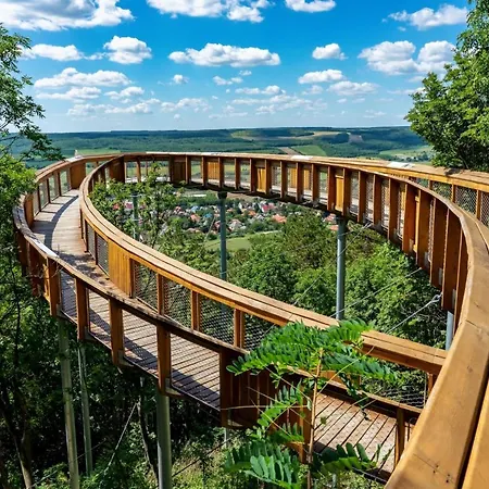 Апартаменты Negy Evszak Vendeghaz Nyul Экстерьер фото