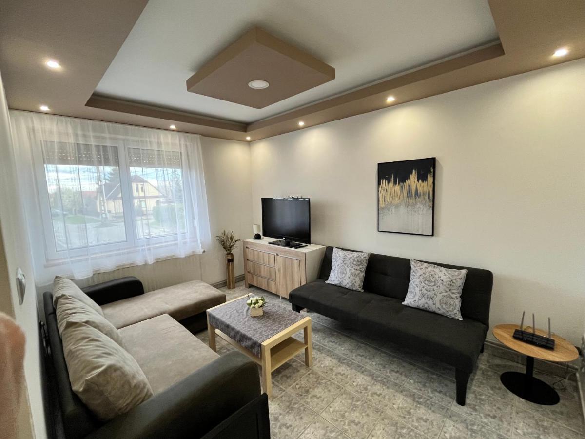 Negy Evszak Vendeghaz Appartement